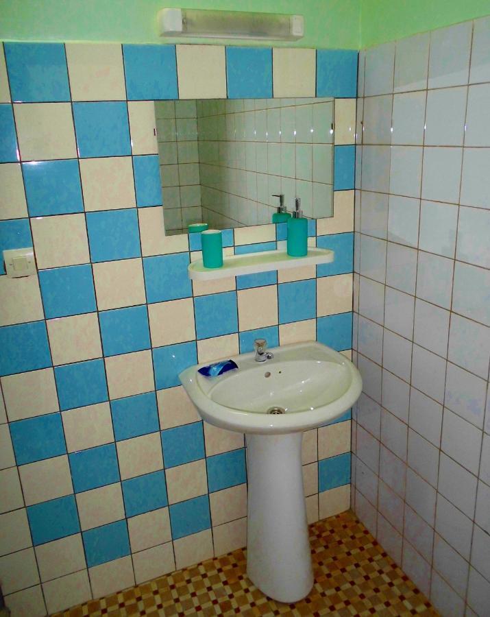 Hotel Kavana Ouagadougou Szoba fotó