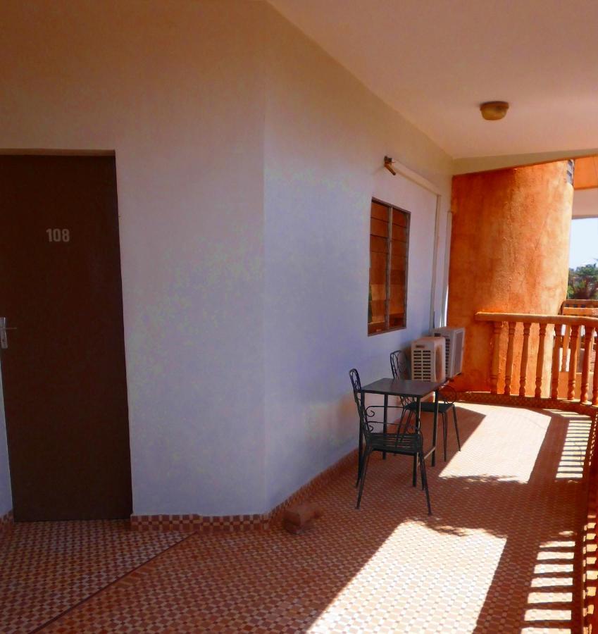 Hotel Kavana Ouagadougou Kültér fotó